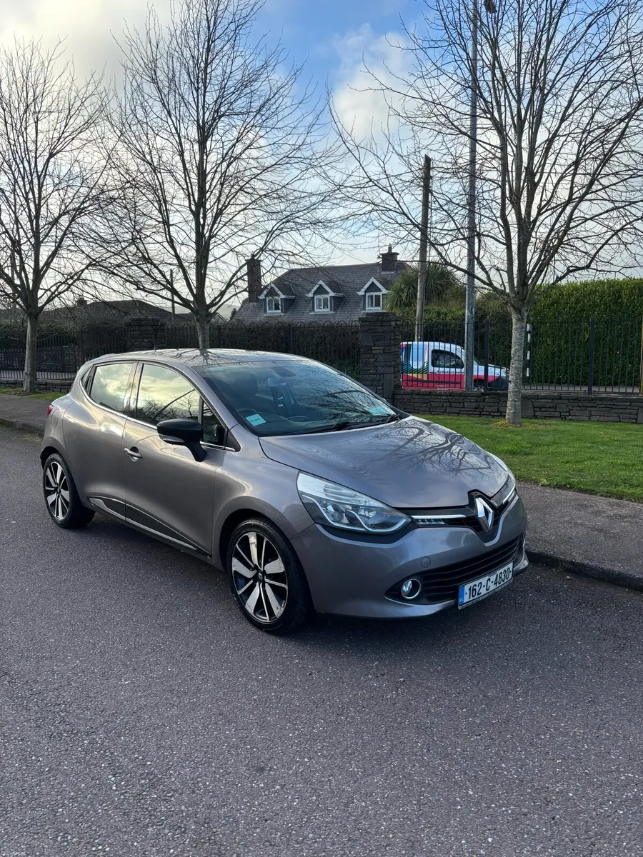 Renault Clio - Image 2