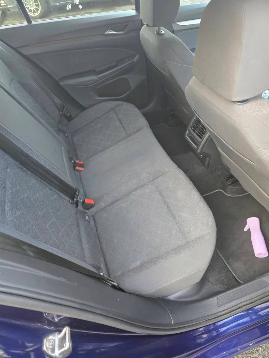 2023 Volkwagen golf 2L diesel - Image 2