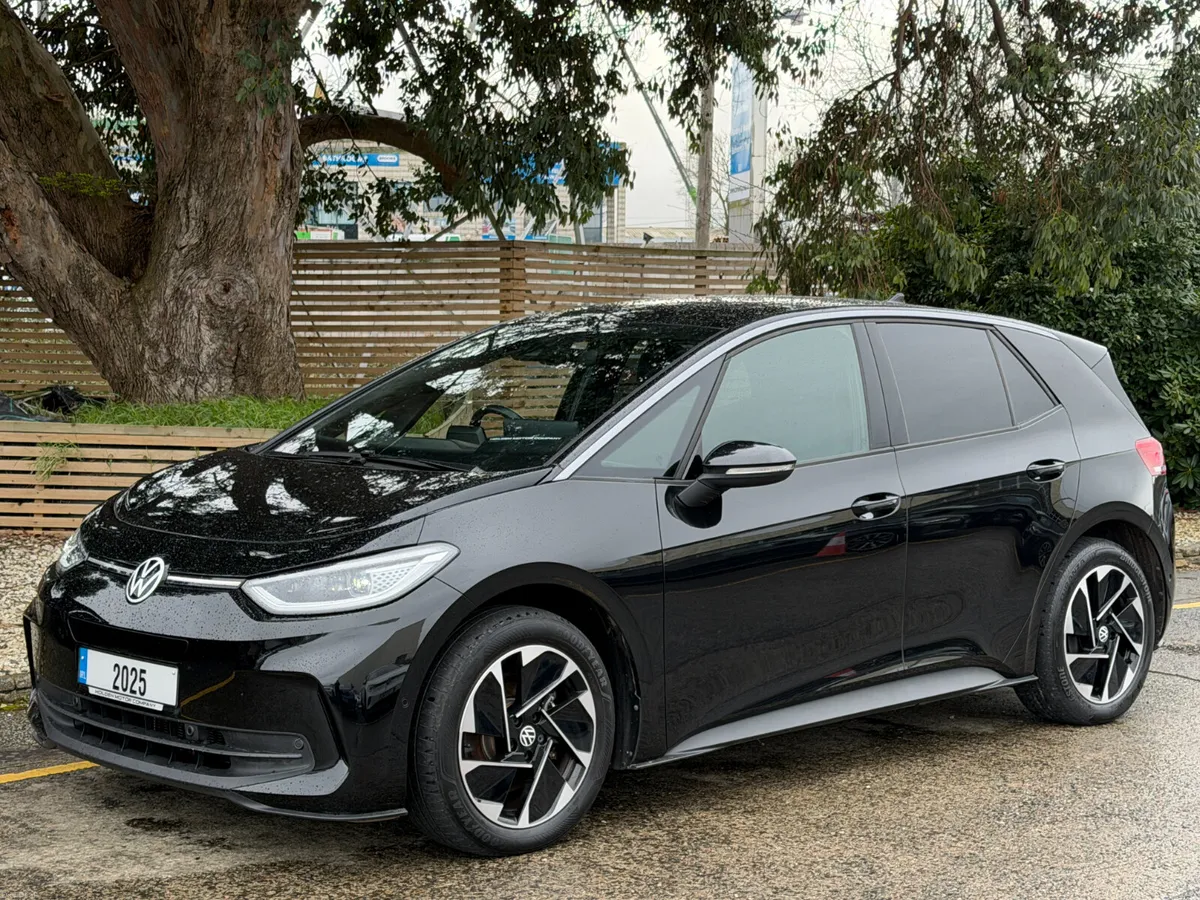 Volkswagen ID.3 2025..PRO MATCH..HIGH SPEC..58 KWH - Image 3