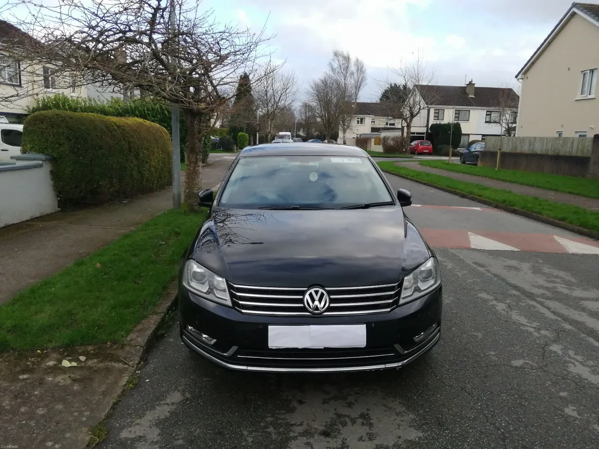 2013 Volkswagen Passat - Image 4