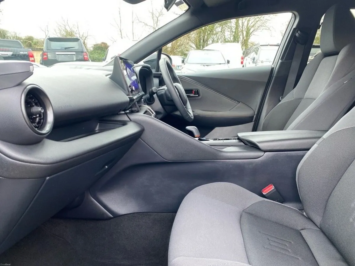 Toyota C-HR C-HR HYBRID SPORT - Image 6