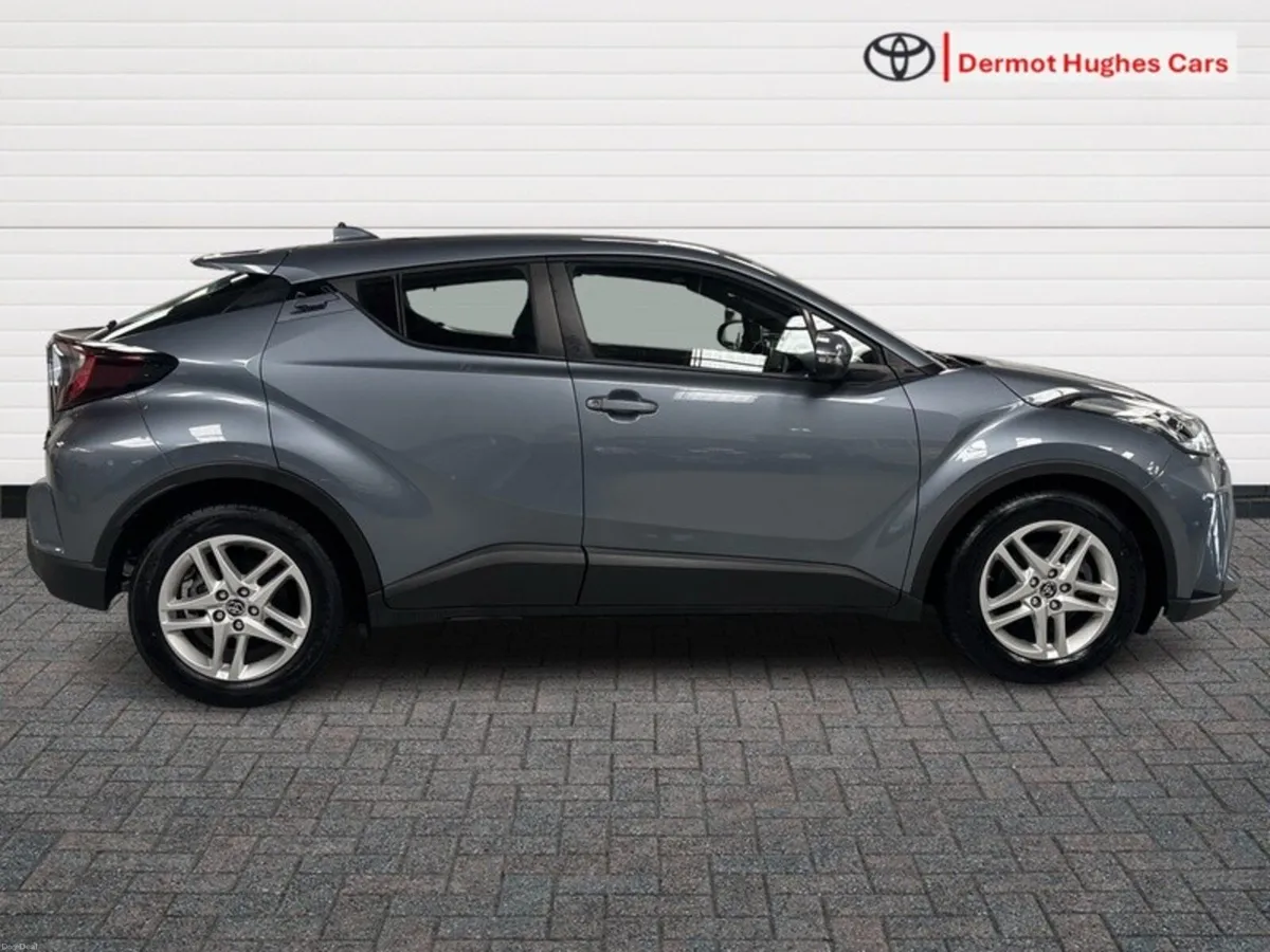 Toyota C-HR HYBRID LUNA 4DR AUTO - Image 3