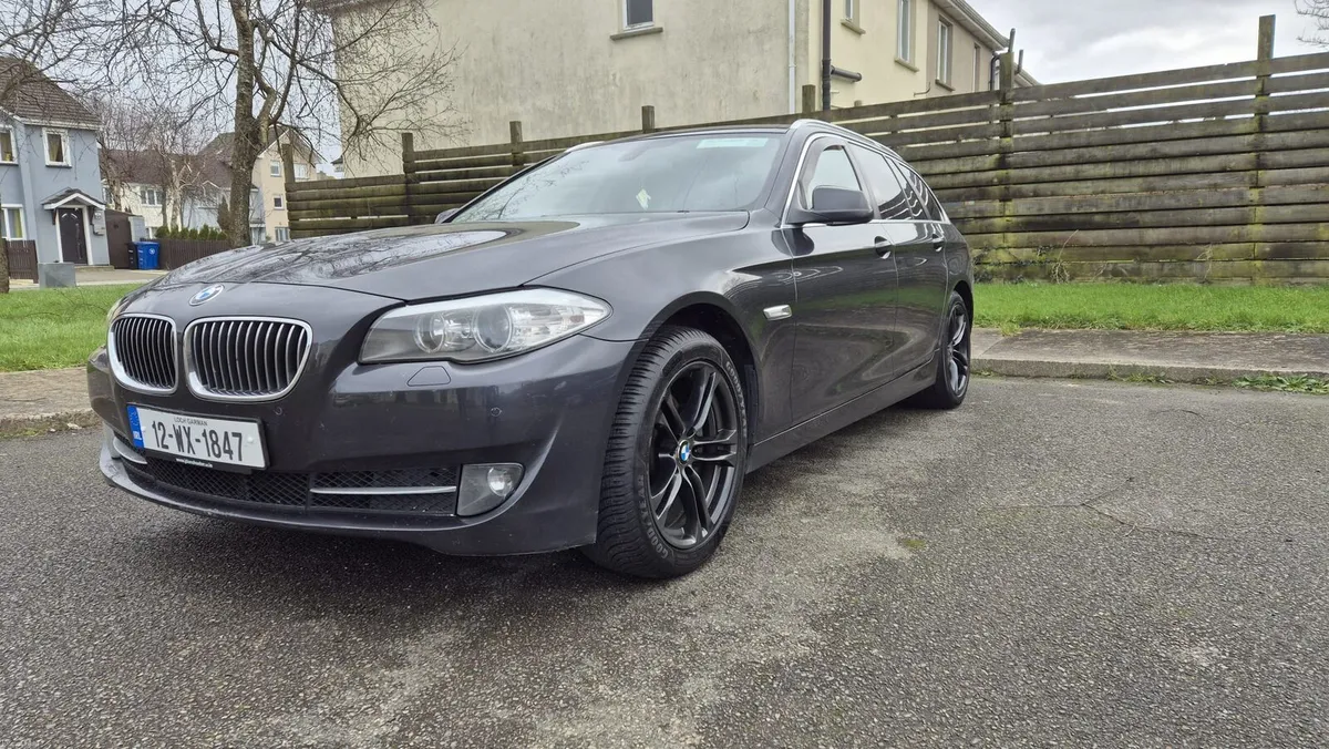 BMW 520d - Image 2