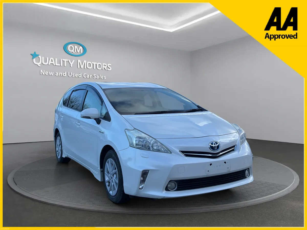 2013 PRIUS ALPHA 7 SEATER HYBRID (S63) - Image 1