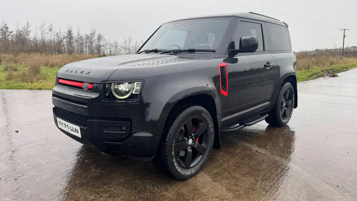 2022 Land Rover Defender 3.0 D250 XS Edition 90 - Image 1