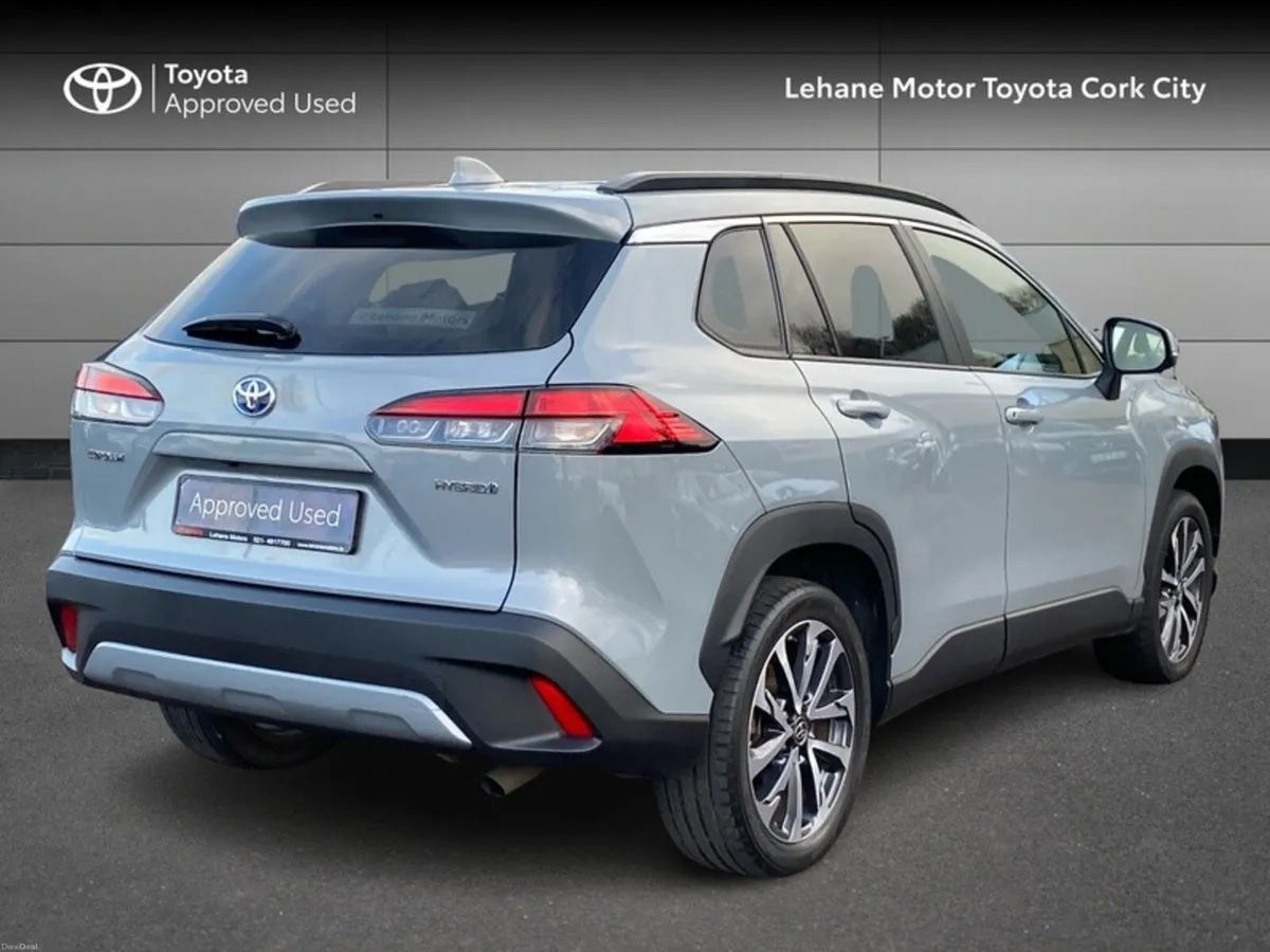 Toyota Corolla Cross CROSS LUNA SPORT 4DR A AUTO - Image 2