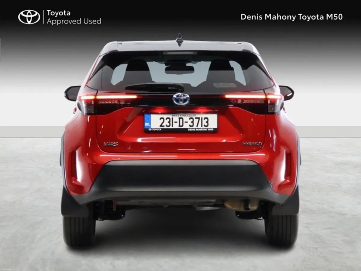 Toyota Yaris Cross Sol Hybrid - Image 4