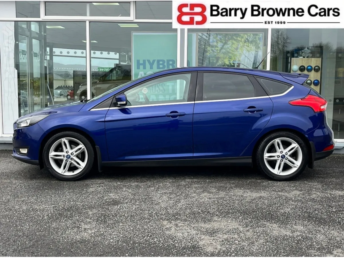 Ford Focus 5DR 1.5 TD 95PS 6SPEED 4DR - Image 4
