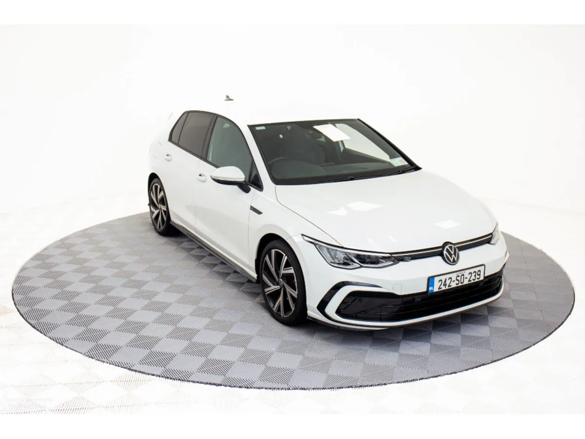 Volkswagen Golf R-Line 2.0 Diesel 150HP - Image 1