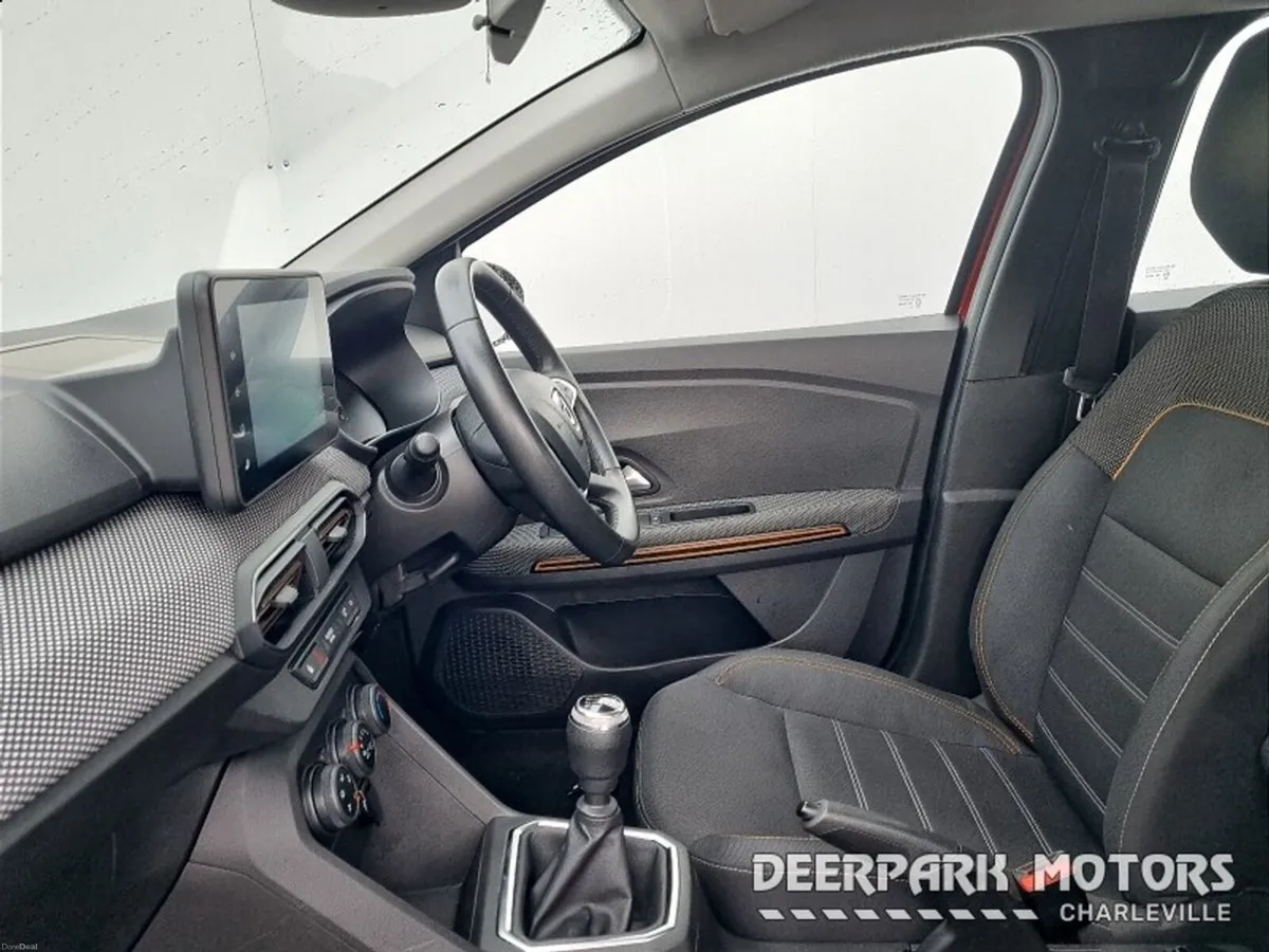 Dacia Sandero Stepway TCe 90 STEPWAY Comfort - Image 4