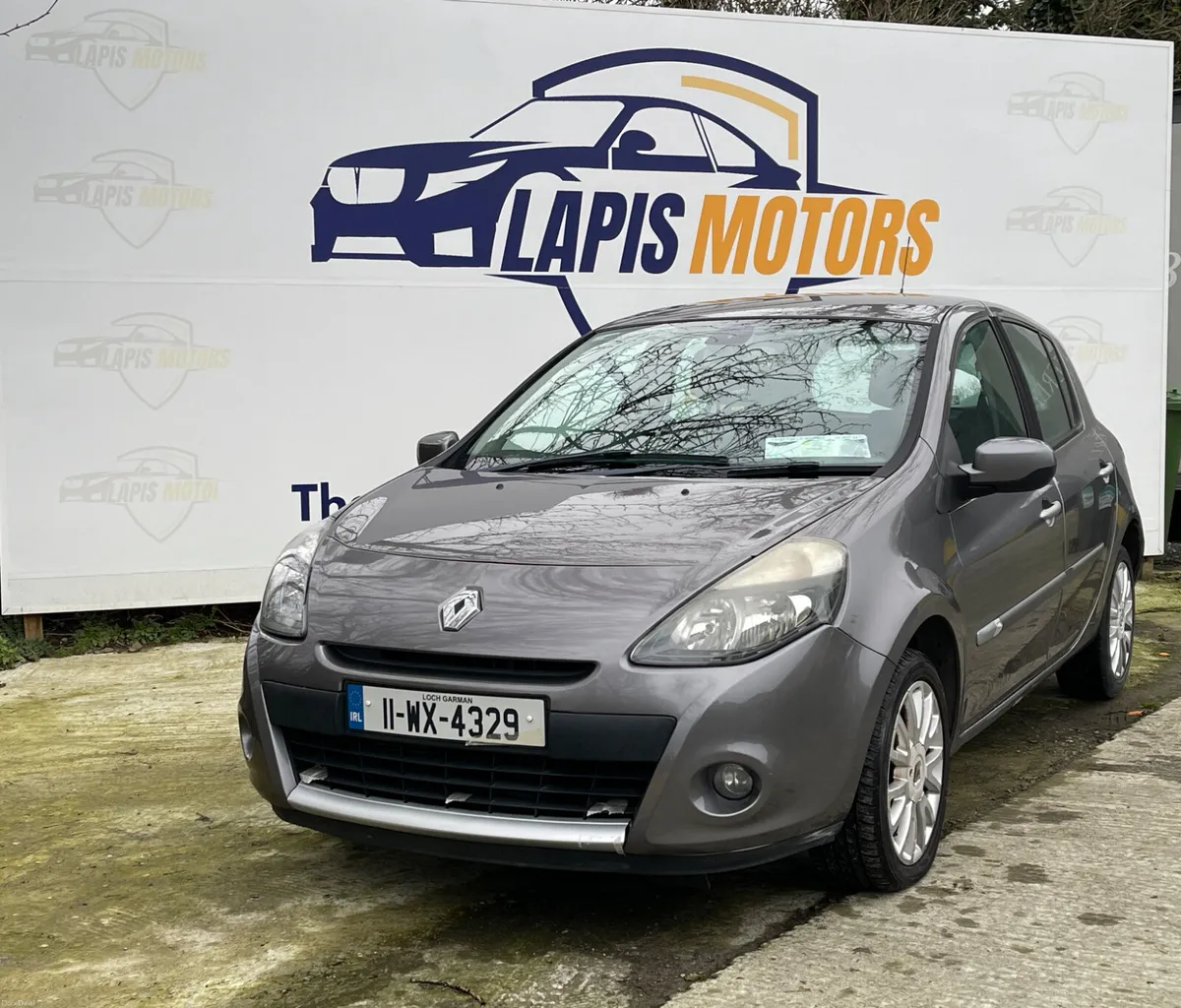 Renault Clio 2011  1.1 petrol manual - Image 2
