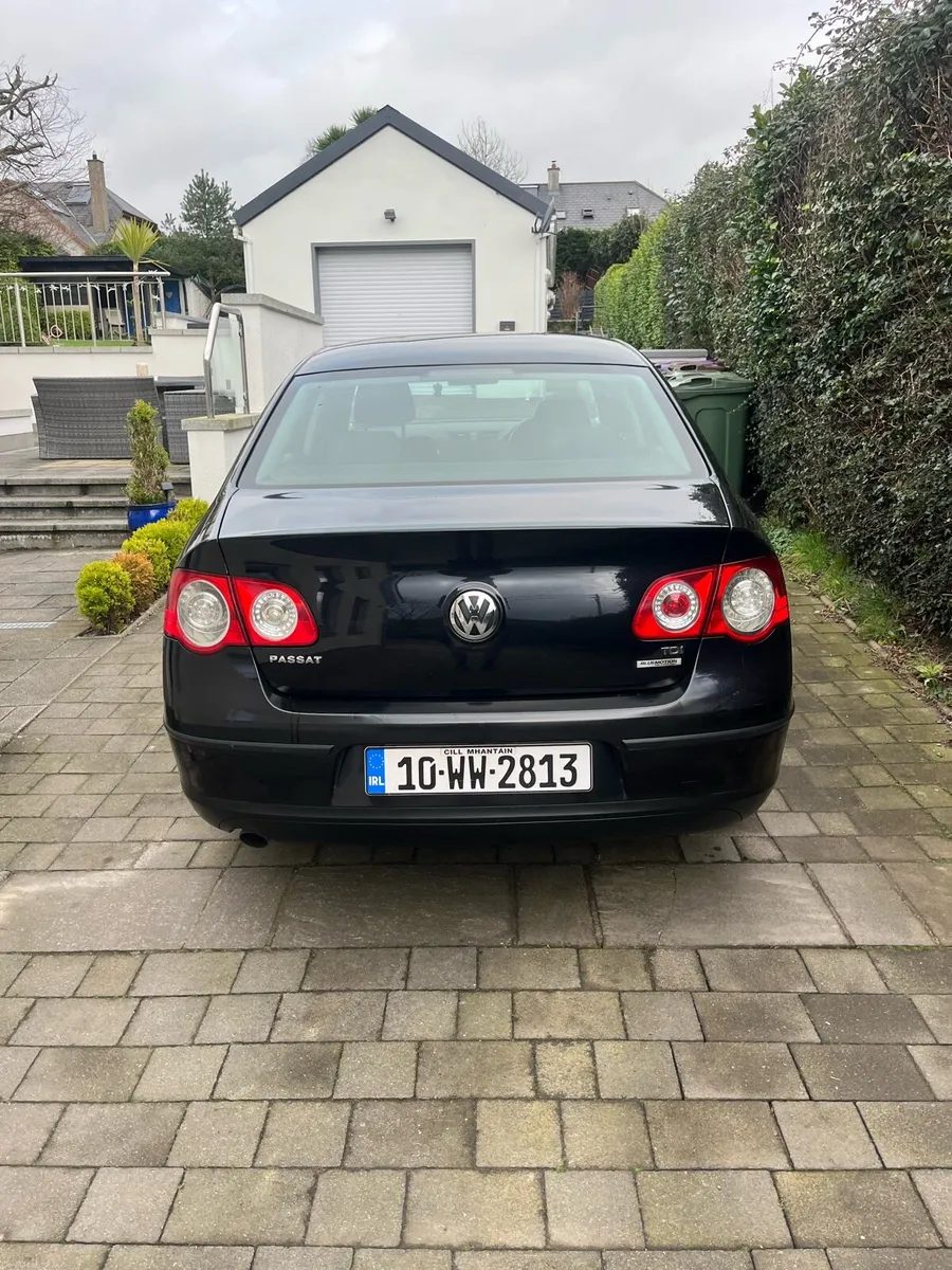 Volkswagen Passat - Image 3