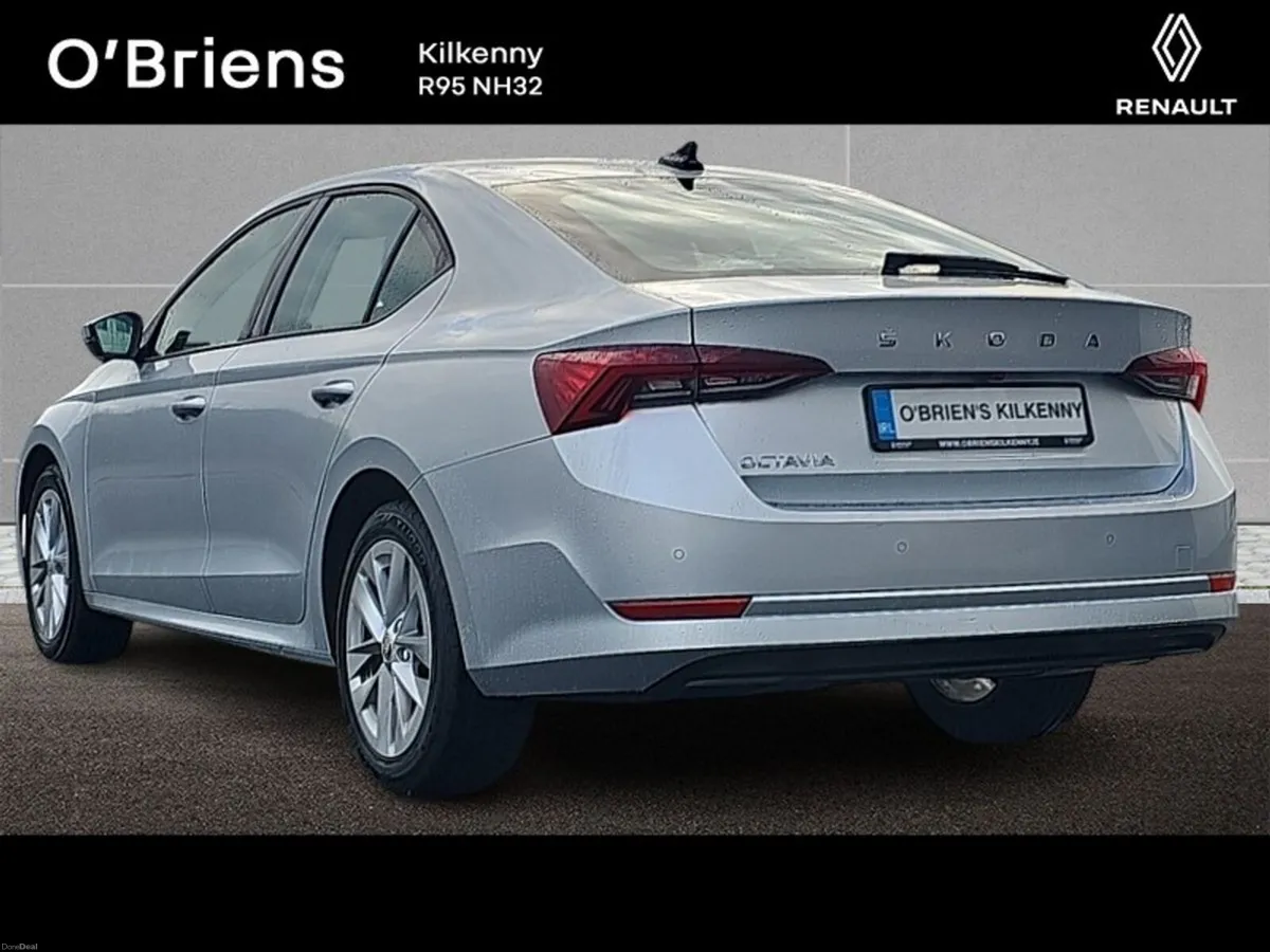 Skoda Octavia AMBITION 1.0 TSI 110 BHP 4DR *1 OWNE - Image 3