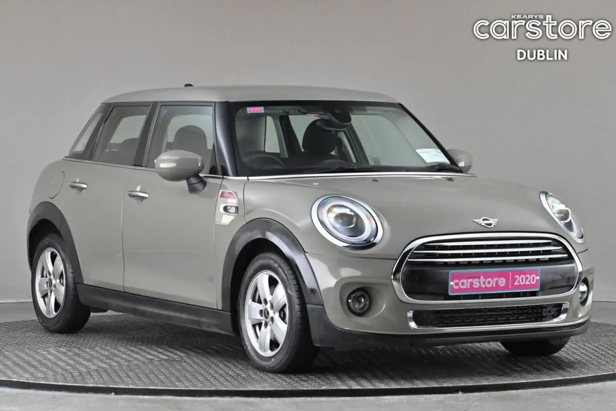 Mini One 1.5 AUTO VICTORIA EDITION 5DR - Image 1