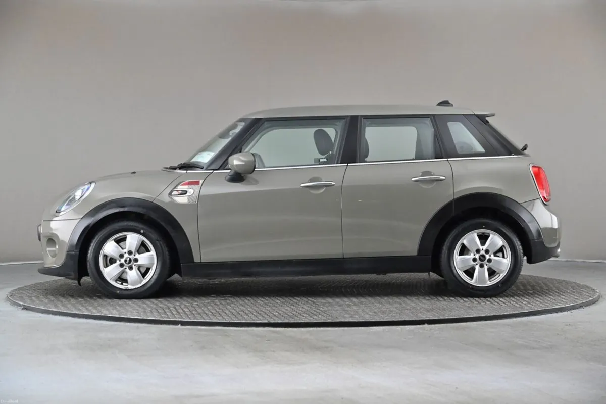 Mini One **Just Reduced** 1.5 AUTO VICTORIA EDITIO - Image 5