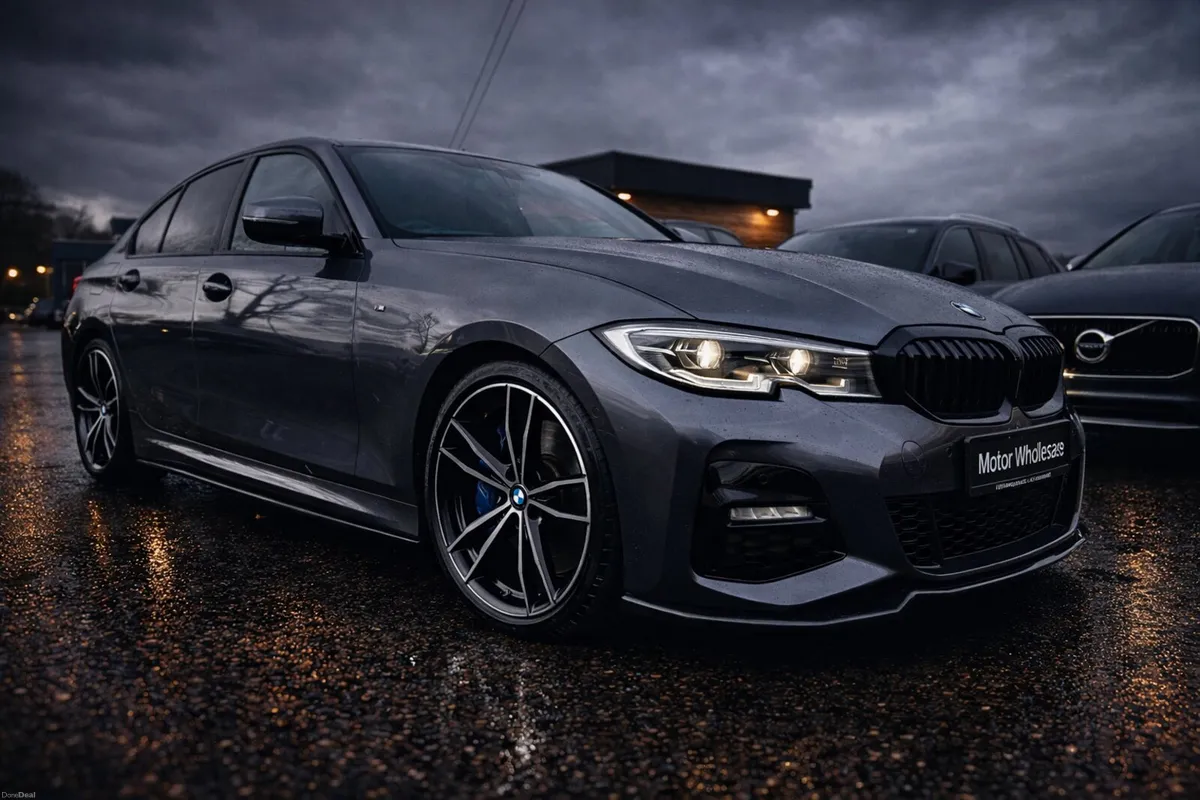 202 BMW 330E M SPORT MINERAL GREY LOW KMS - Image 1
