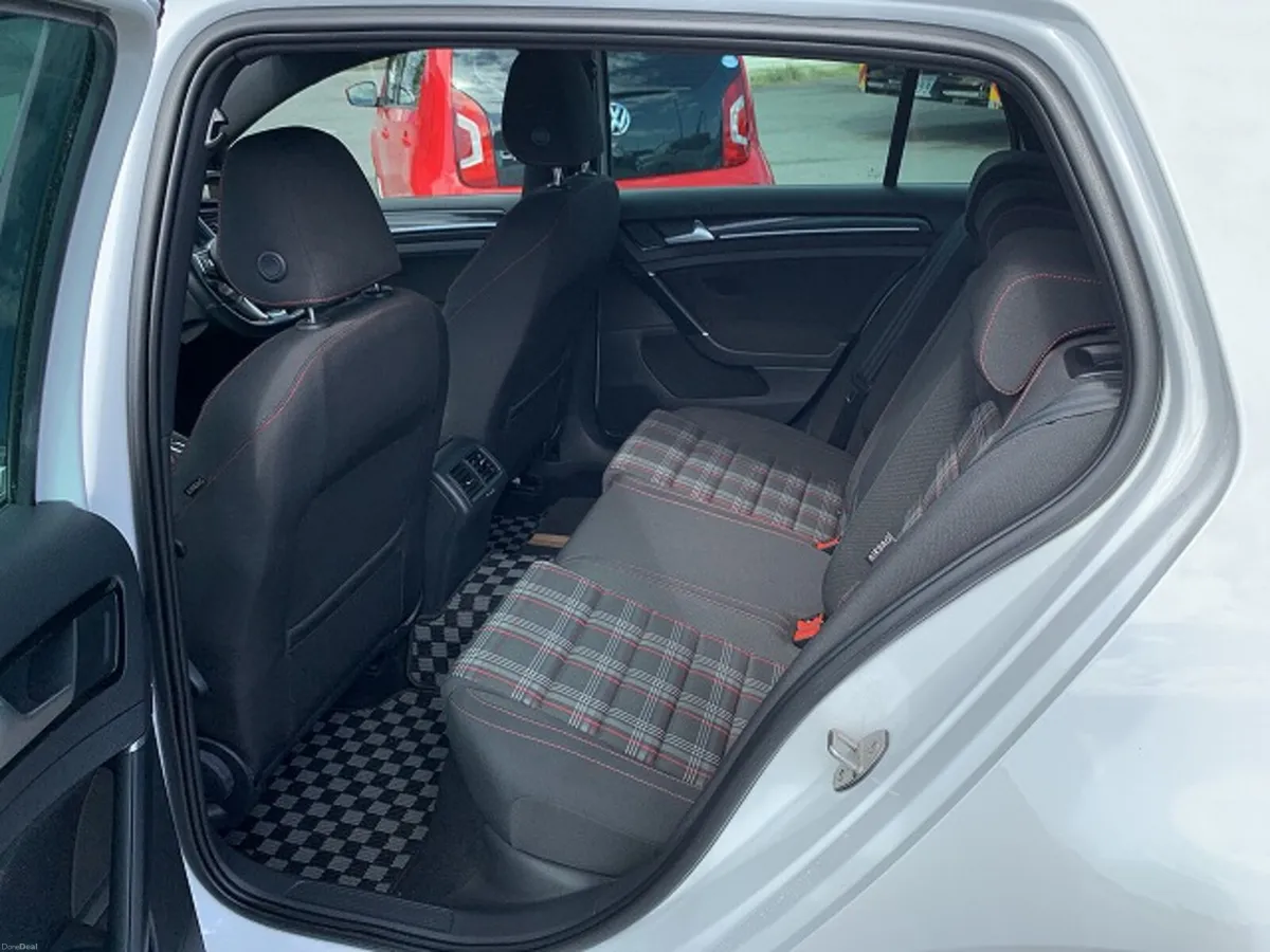 152 Volkswagen Golf GTI - 1 Owner -Pretoria Alloys - Image 2