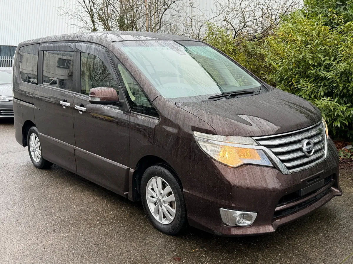 Nissan Serena 8 Seater HighwayStar - Image 1