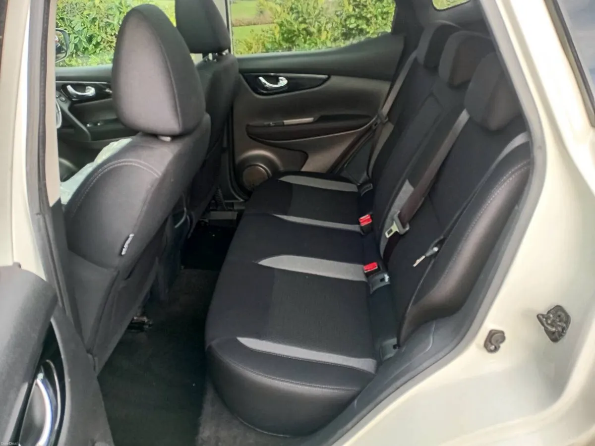 172 NISSAN QASHQAI ☆ €12995 ☆ ONLY 140KMS ☆ - Image 6
