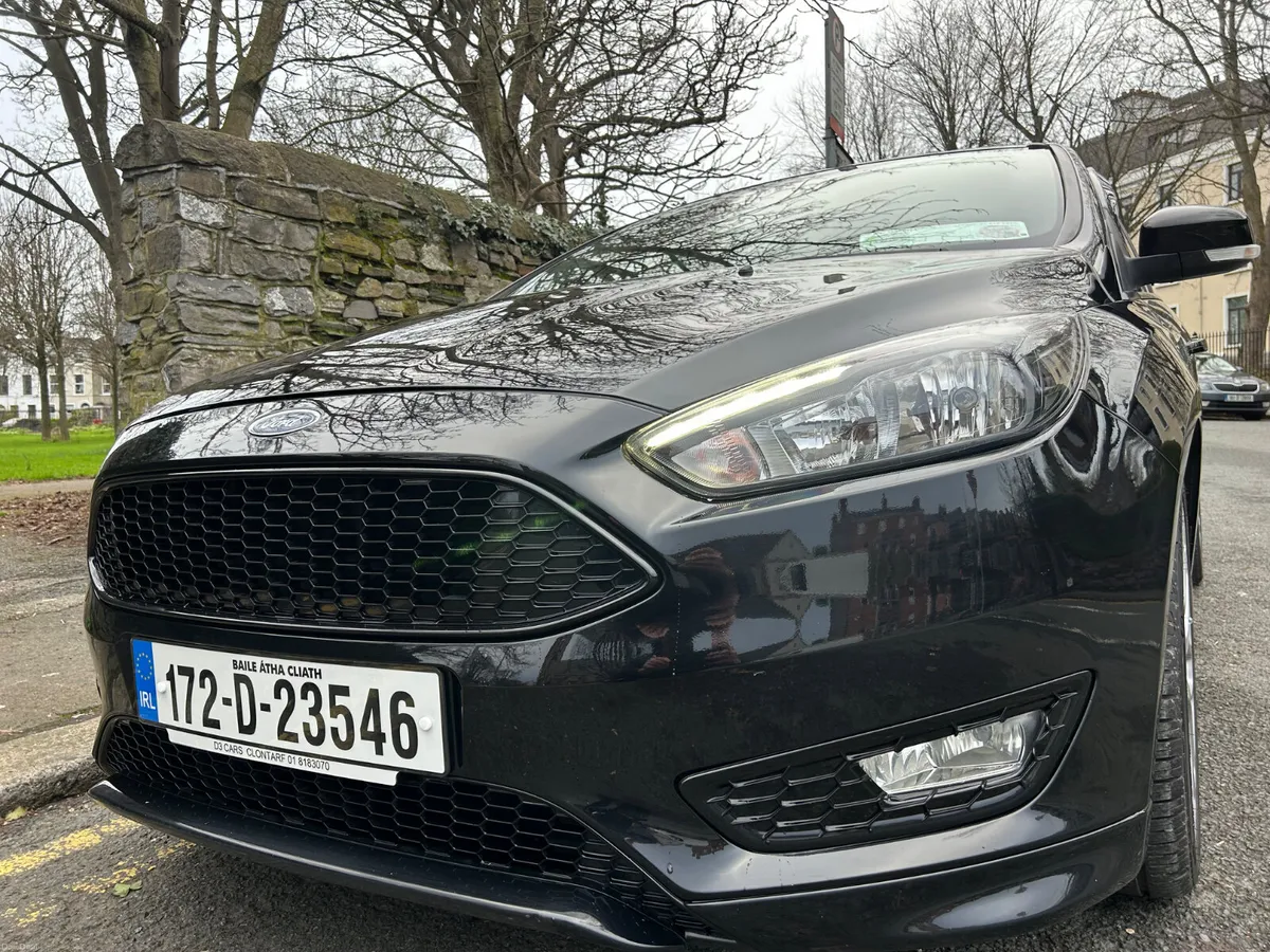 2017 FORD FOCUS ST LINE SERVICE HISTORY - Image 1