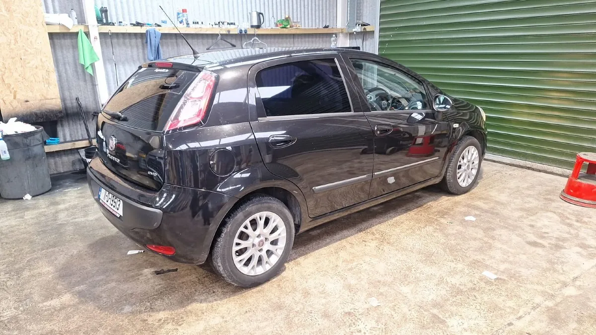 Fiat Punto 2011 - Image 4