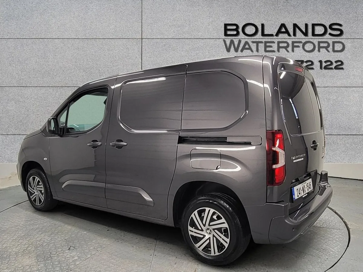 Peugeot Partner PARTNER PRO PLUS1.5 From €75 Per W - Image 3