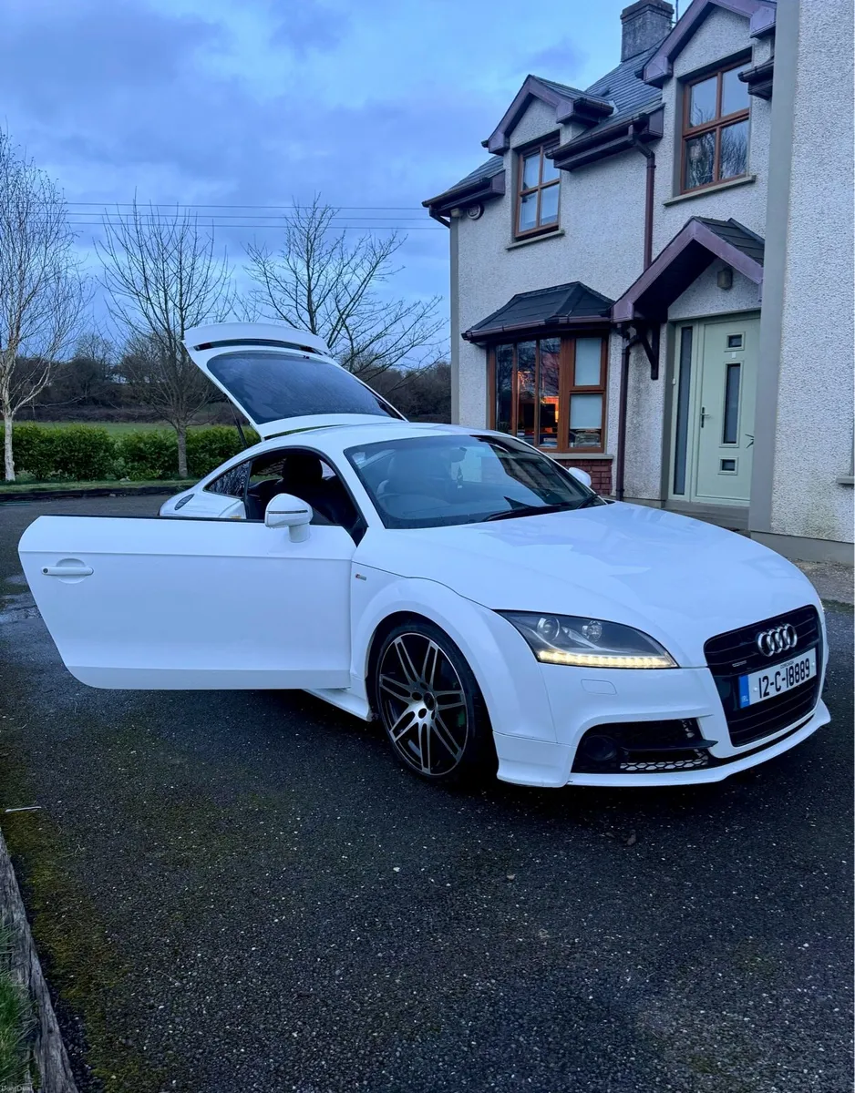 Audi TT, S-Line, Black Edition. - Image 2