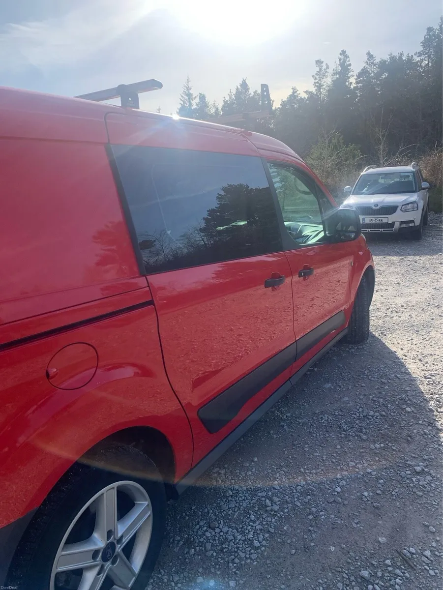 2017 Ford Transit Connect Crew Cab LWB-CVRT 2027 - Image 3