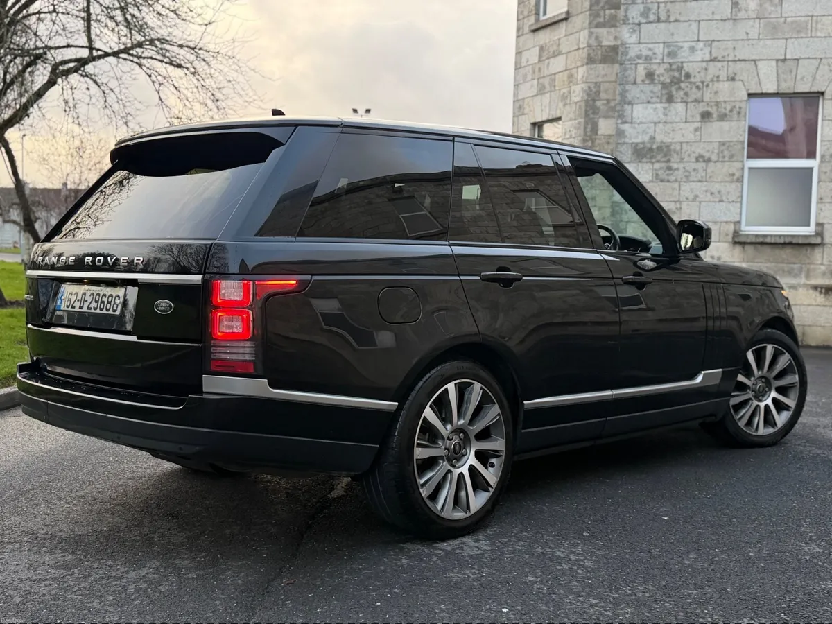 2016 (162) LandRover RangeRover Vogue - Image 3