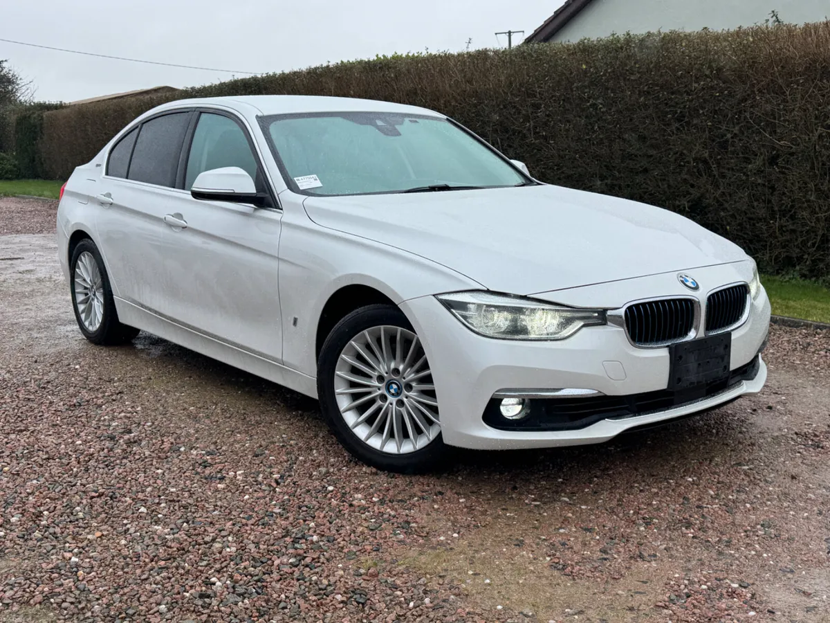 171 BMW 330e Luxery I Performance - Image 1