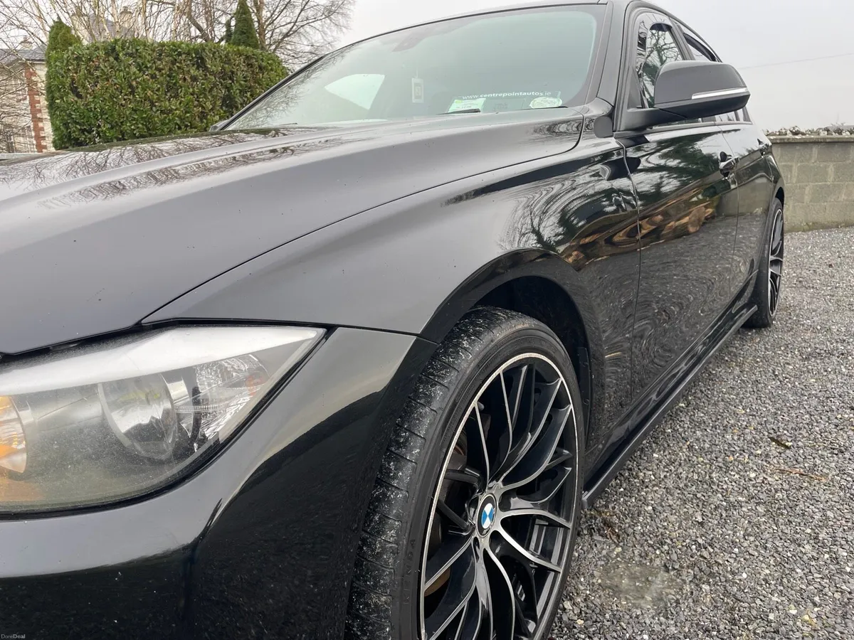 BMW 320d - Image 4
