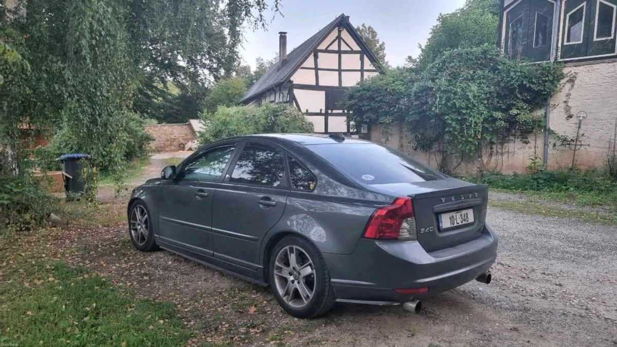 Volvo S40 1.6d 2010 - Image 4