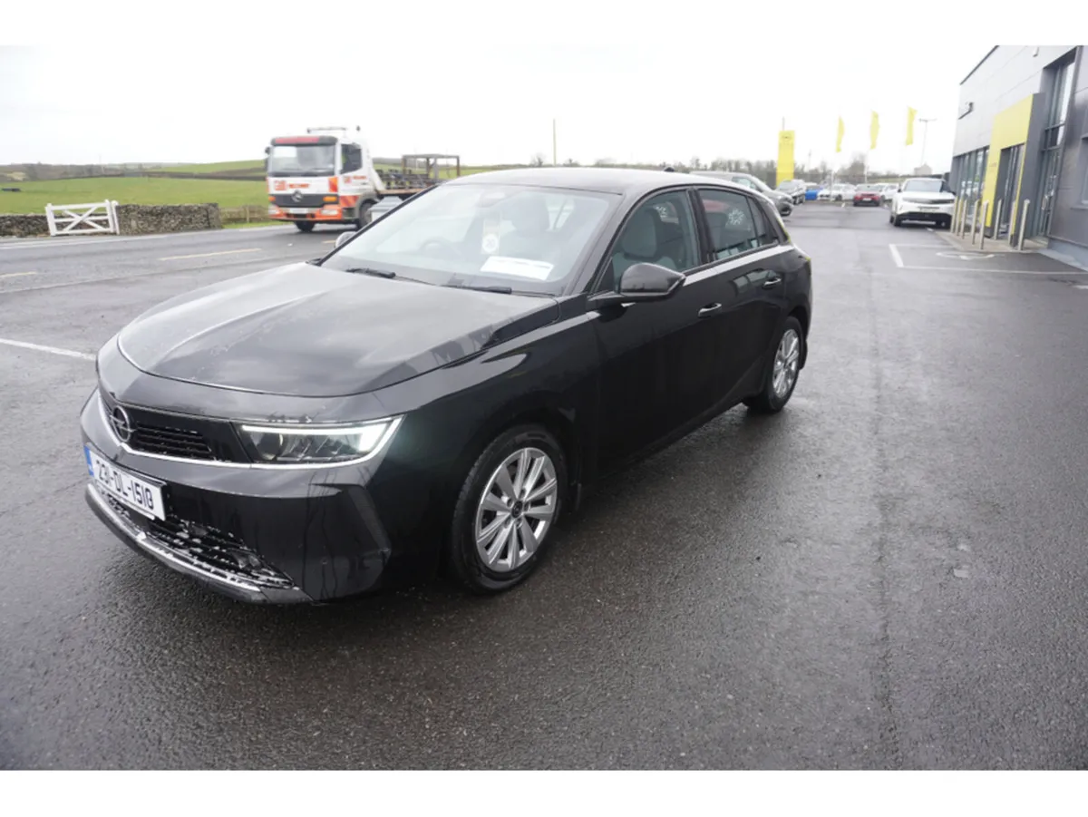 Opel Astra 5 DR HATCH SC 1.2I 110PS PETROL - Image 4