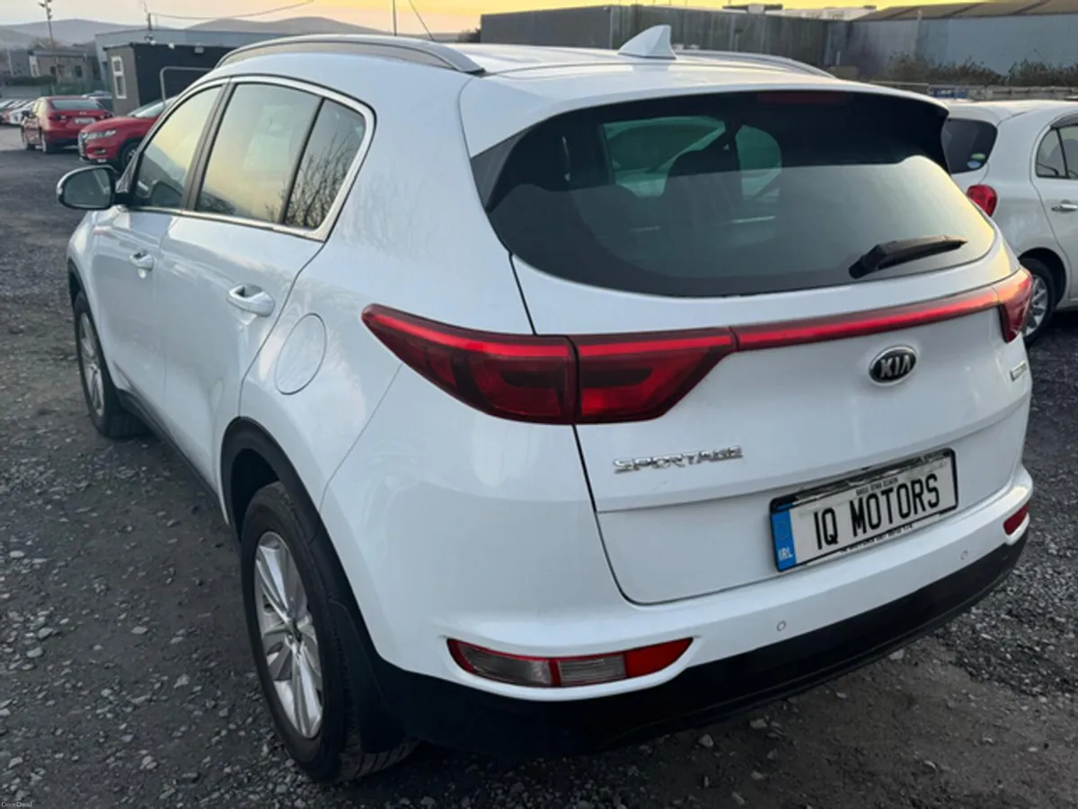 Kia Sportage 1.7 Diesel - Image 4