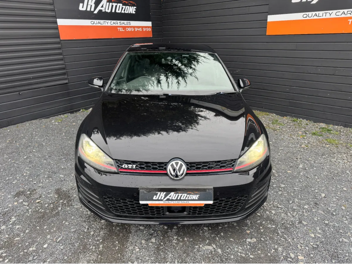 Volkswagen Golf 2.0 GTI AUTO - Image 3