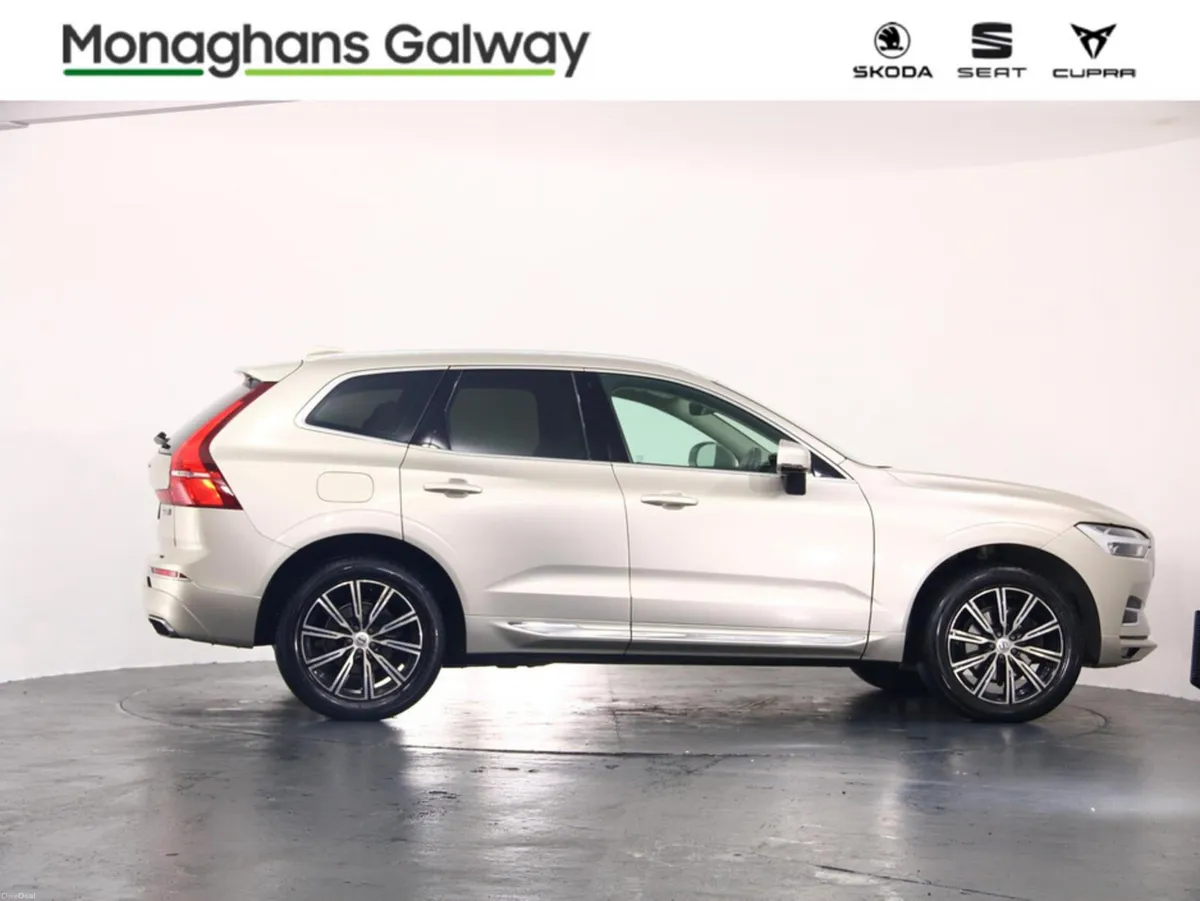 Volvo XC60 D4 AWD INSCRIPTION AUTO - Image 3