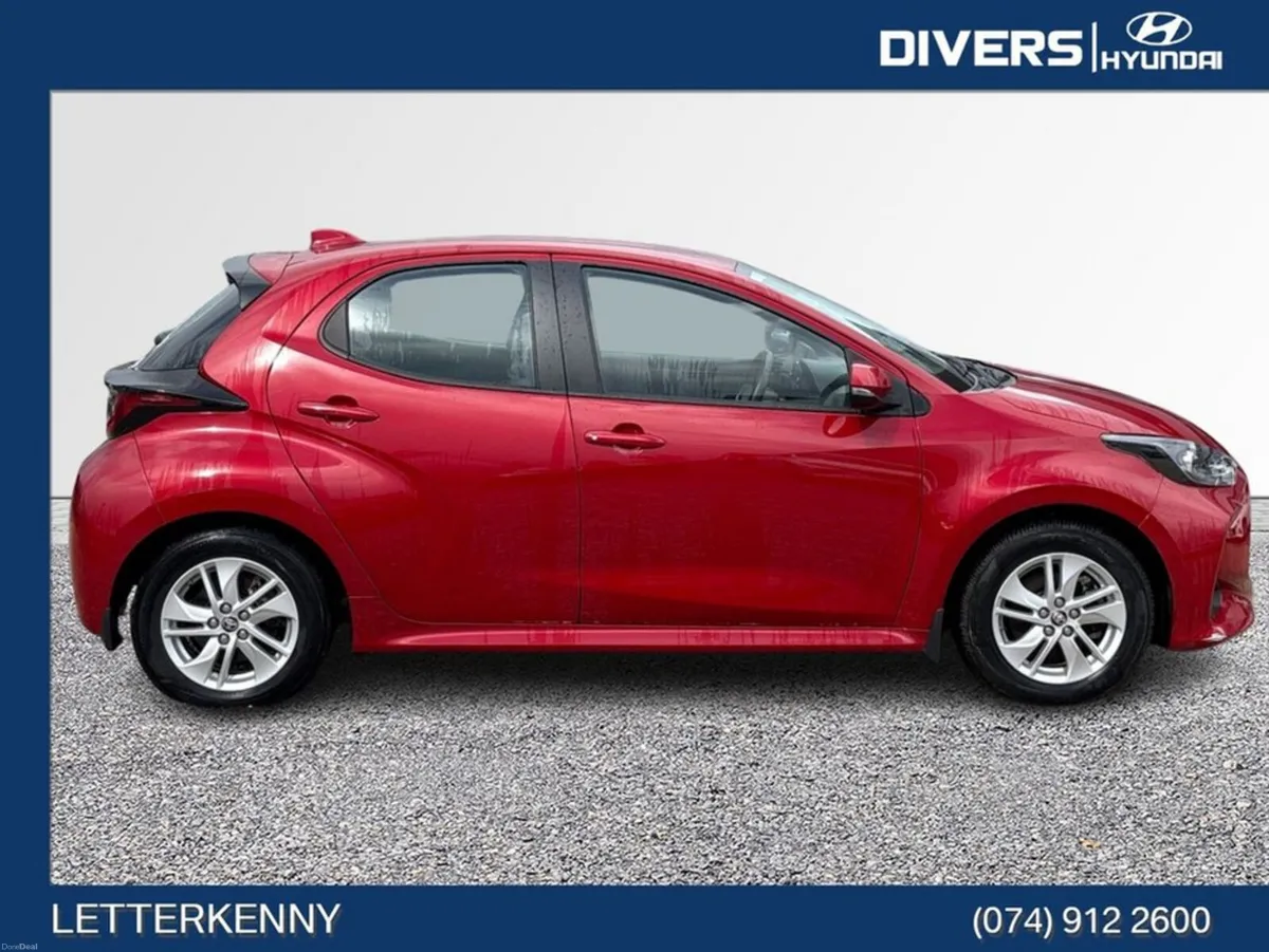 Toyota Yaris 1.5 Petrol Hybrid Luna Automatic - Image 3