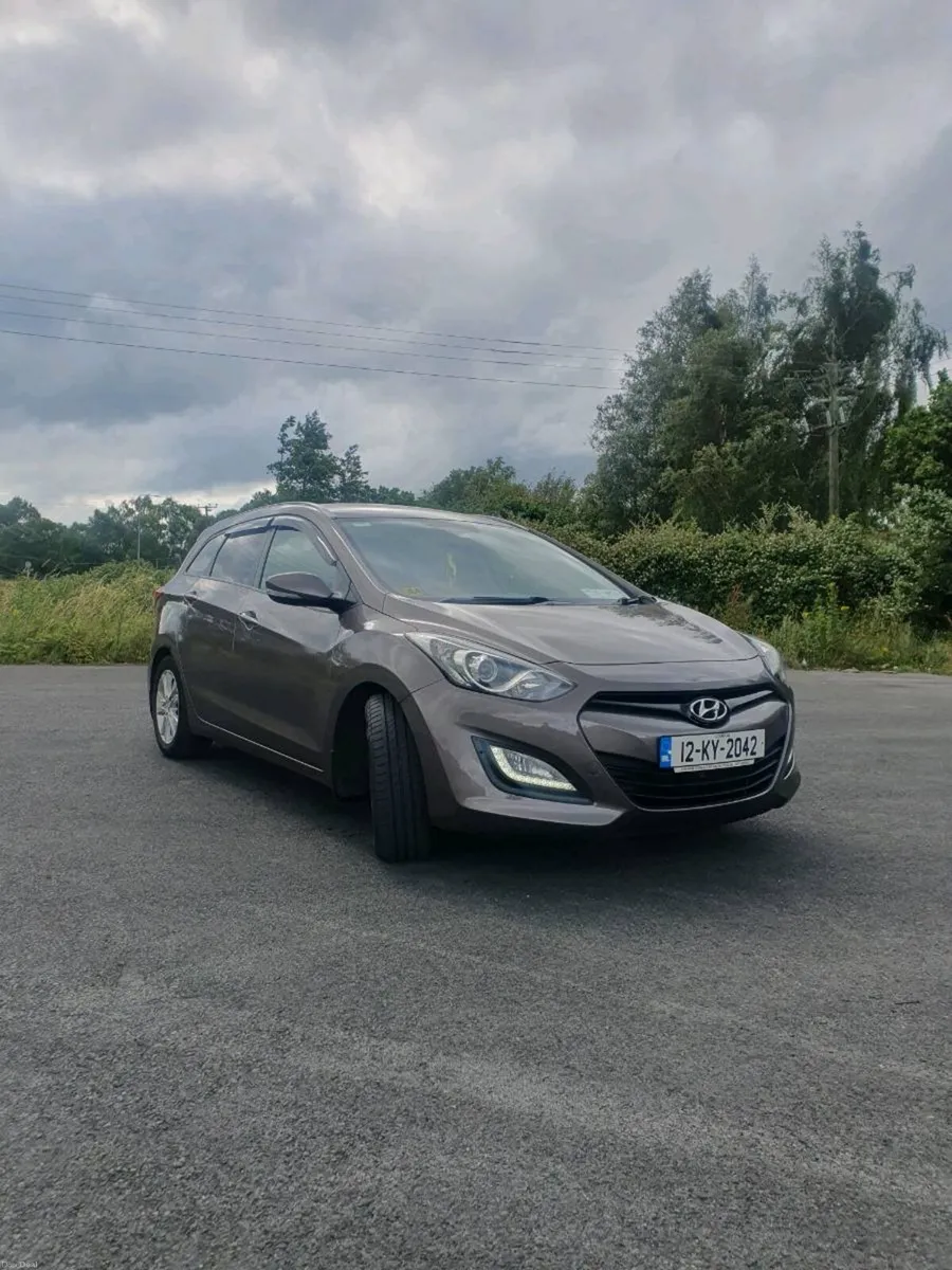 HYUNDAI I30 - Image 3
