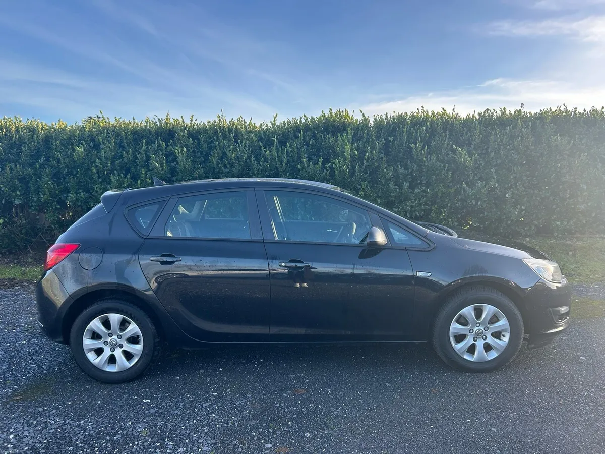 2015 Opel Astra NCT OCT 2026 - Image 4