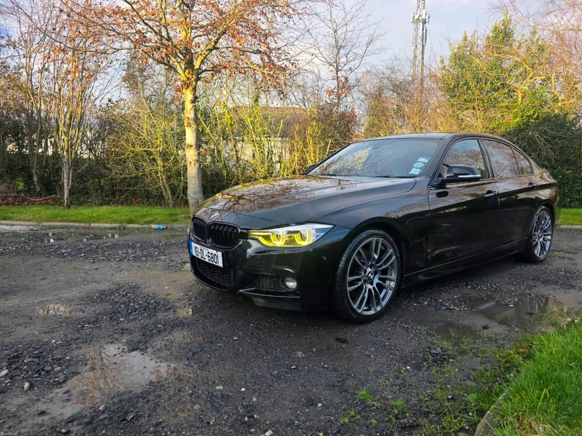 BMW 330E 2016 - Image 4