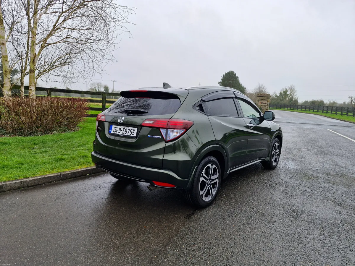 Honda Vezel Automatic Hybrid (NCT & TAXED)!!! - Image 3