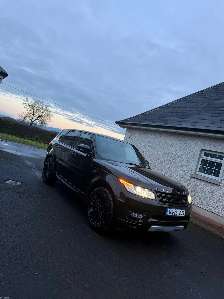 Range Rover sport 5 seat crew cab - Image 1
