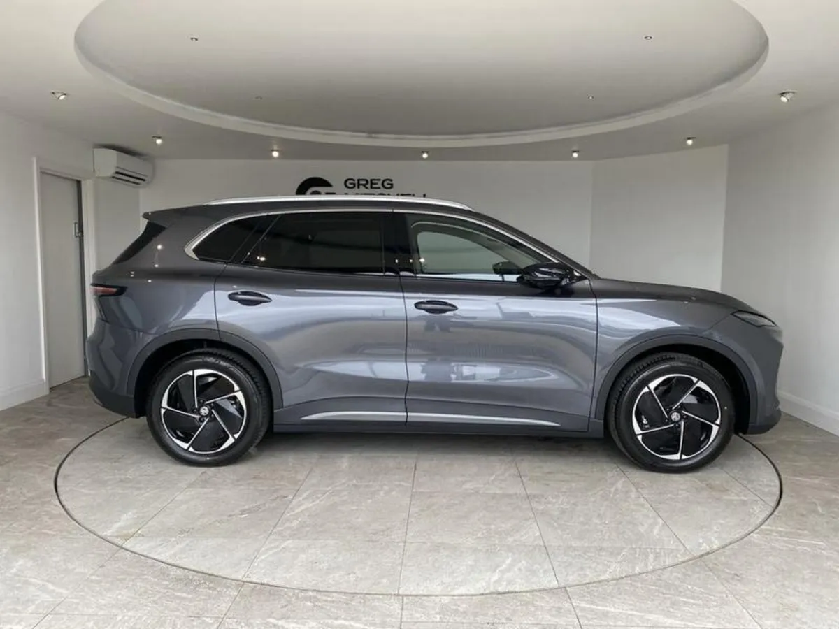 MG MGS5 170kW Trophy EV Long Range 64kWh 5dr Auto - Image 4