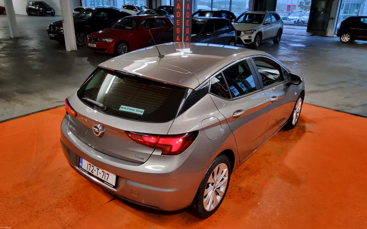 Opel Astra 2017 - Image 3