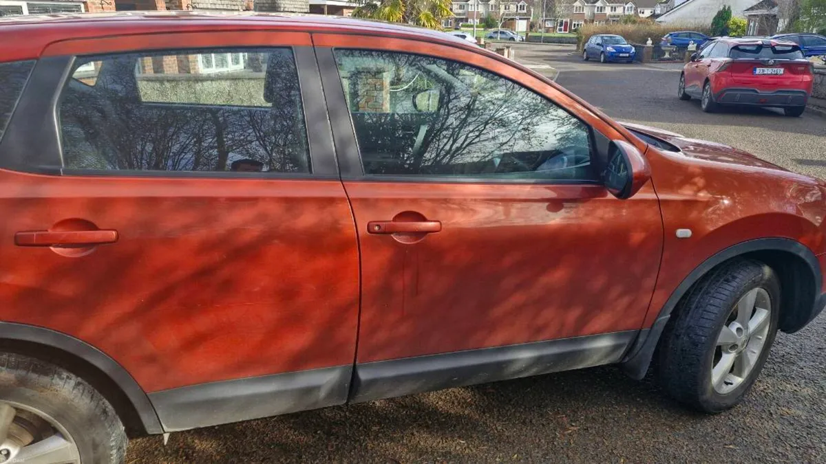 Nissan Qashqai 2009 - Image 4