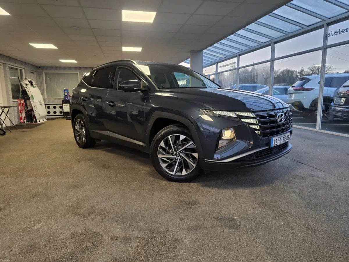 Hyundai Tucson IX35 EXECUTIVE 5DR - Image 2