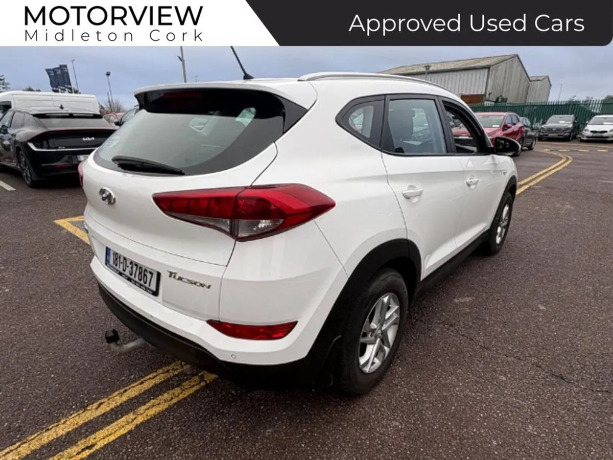 Hyundai Tucson 1.7D Sport 5DR, Multi-Function Stee - Image 4
