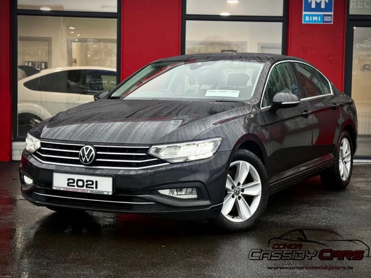 Volkswagen Passat SE NAV TDI // SAME DAY FINANCE / - Image 1