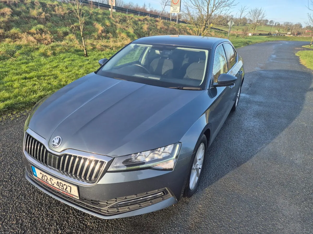 2021 (212) Skoda Superb AMBITION 2.0 TDI 122BHP - Image 3