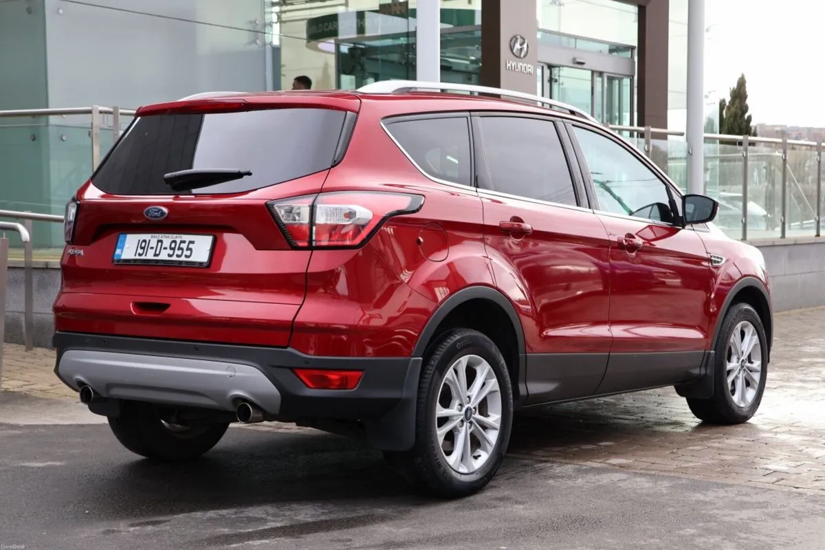 Ford Kuga 1.5TDCi 120PS FWD Titanium - Image 4
